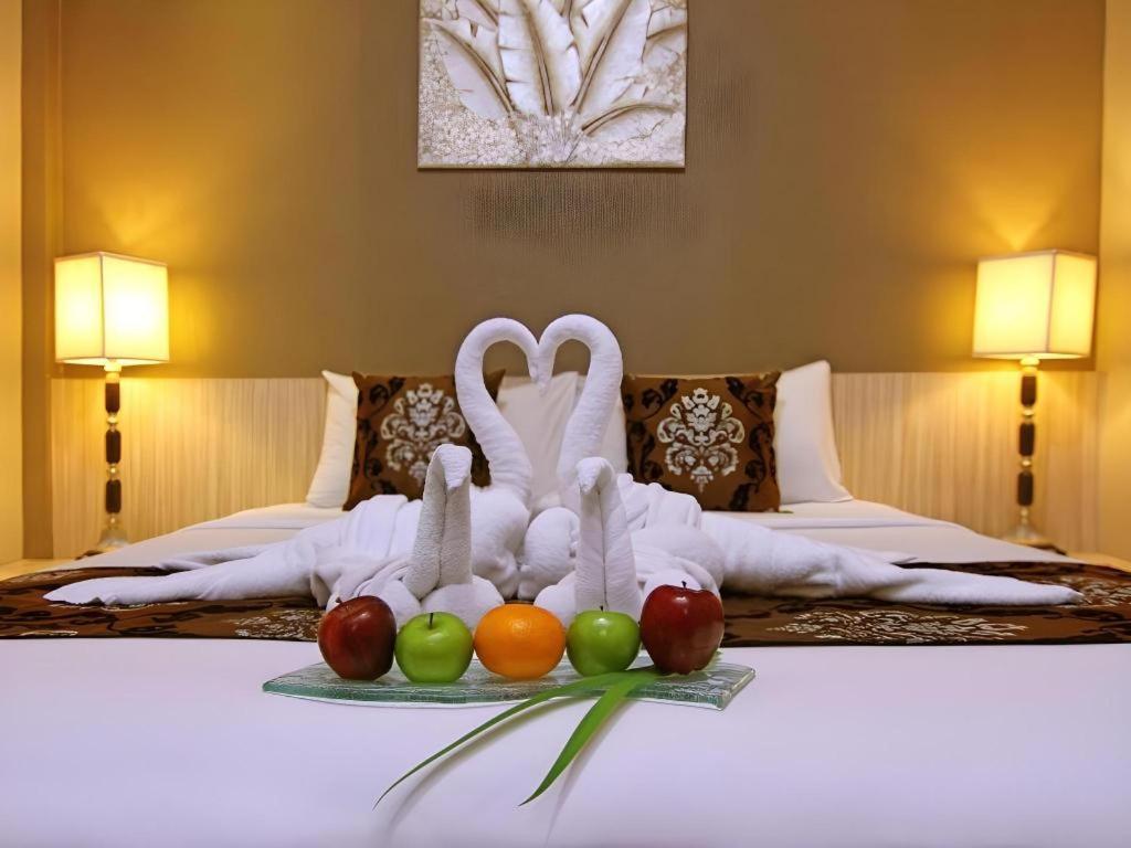 Hw Hotel Padang 外观 照片