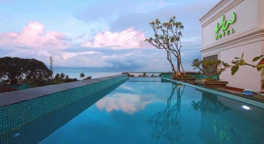 Hw Hotel Padang 外观 照片